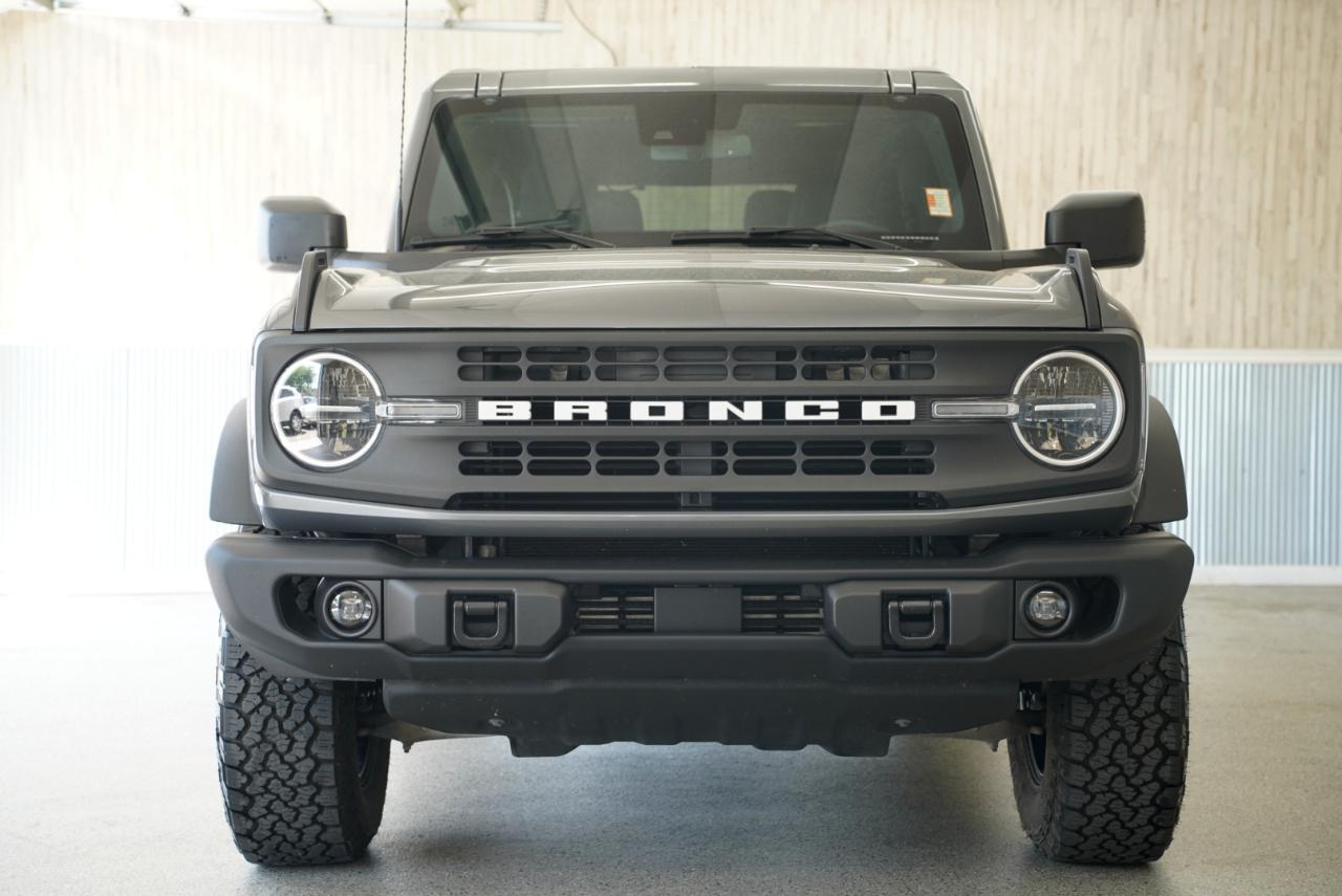 Ford Bronco Black Diamond 2 Door 4x4 2024