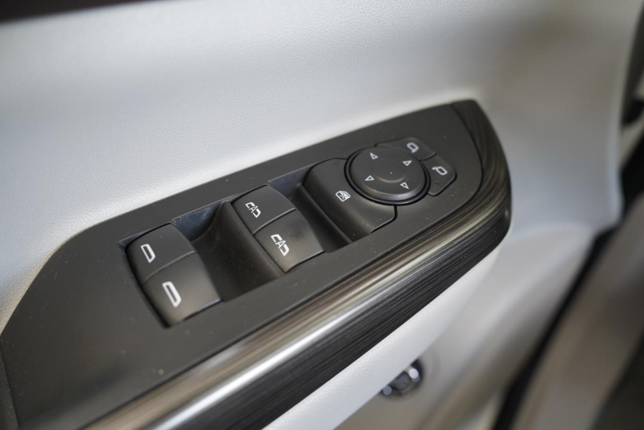 GMC Acadia FWD 4dr SLT 2023