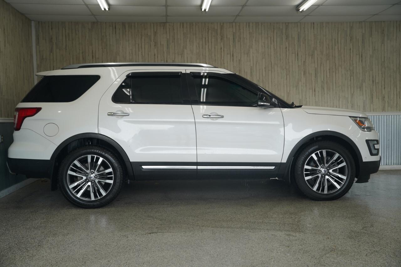Ford Explorer 4WD 4dr Platinum 2016