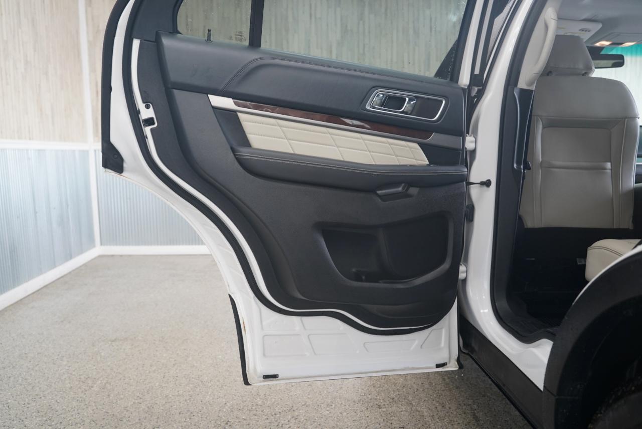 Ford Explorer 4WD 4dr Platinum 2016