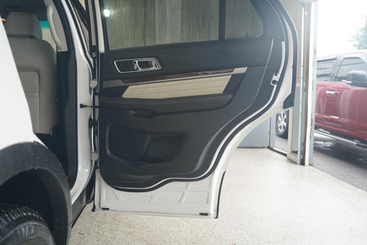 Ford Explorer 4WD 4dr Platinum 2016