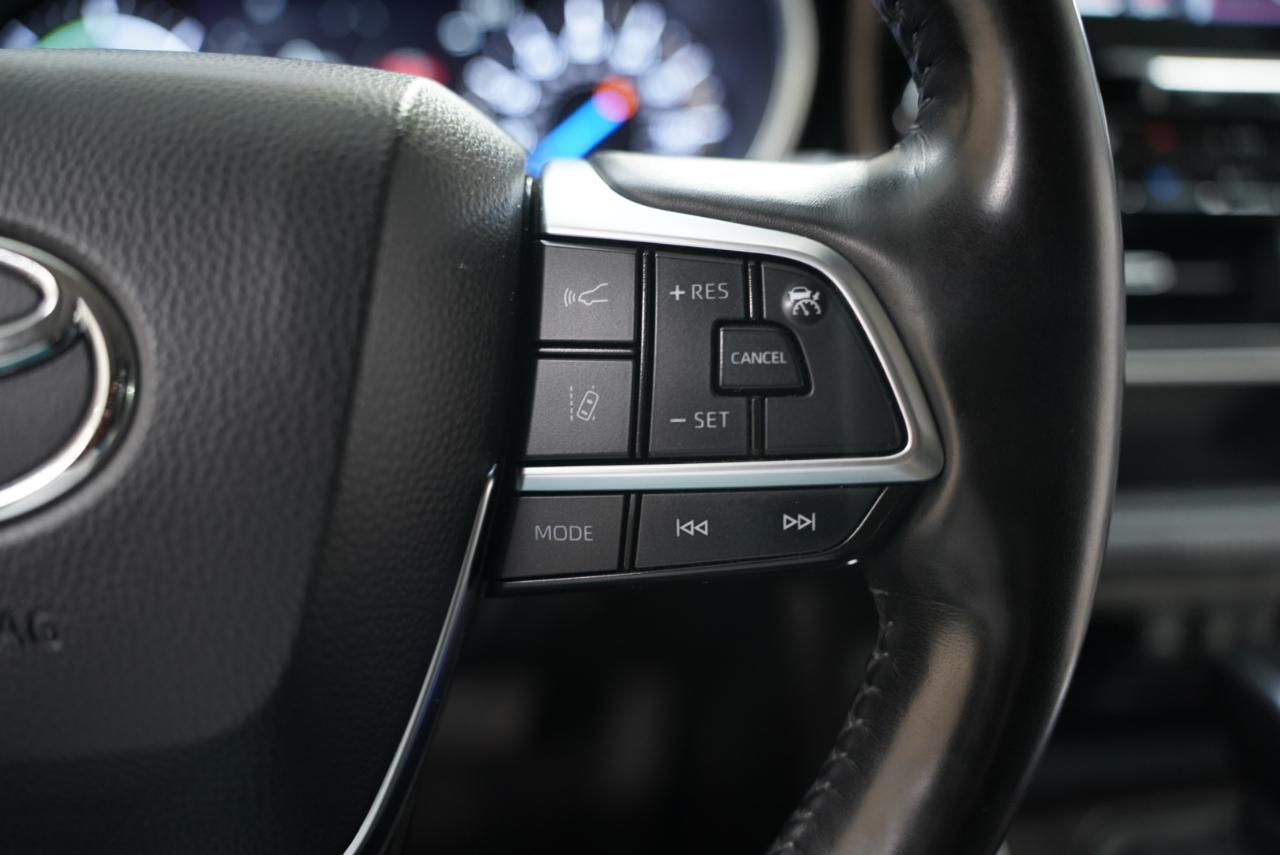 Toyota Highlander Hybrid Platinum AWD (Natl) 2021