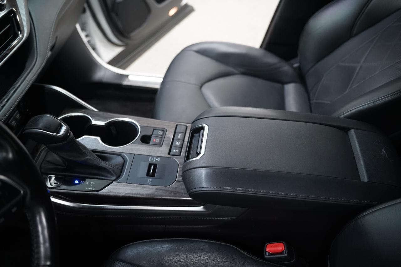 Toyota Highlander Hybrid Platinum AWD (Natl) 2021