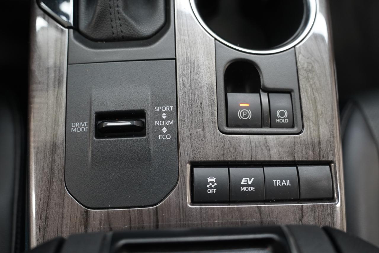 Toyota Highlander Hybrid Platinum AWD (Natl) 2021