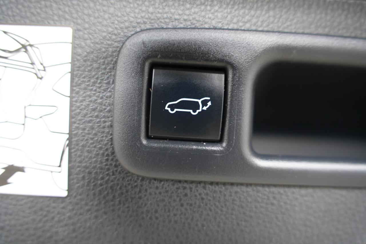 Toyota Highlander Hybrid Platinum AWD (Natl) 2021