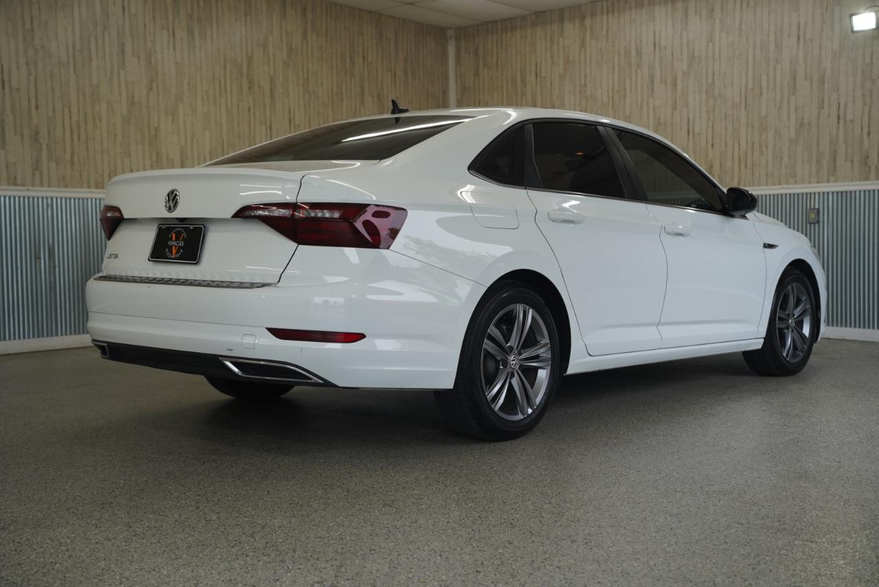 Volkswagen Jetta  2020