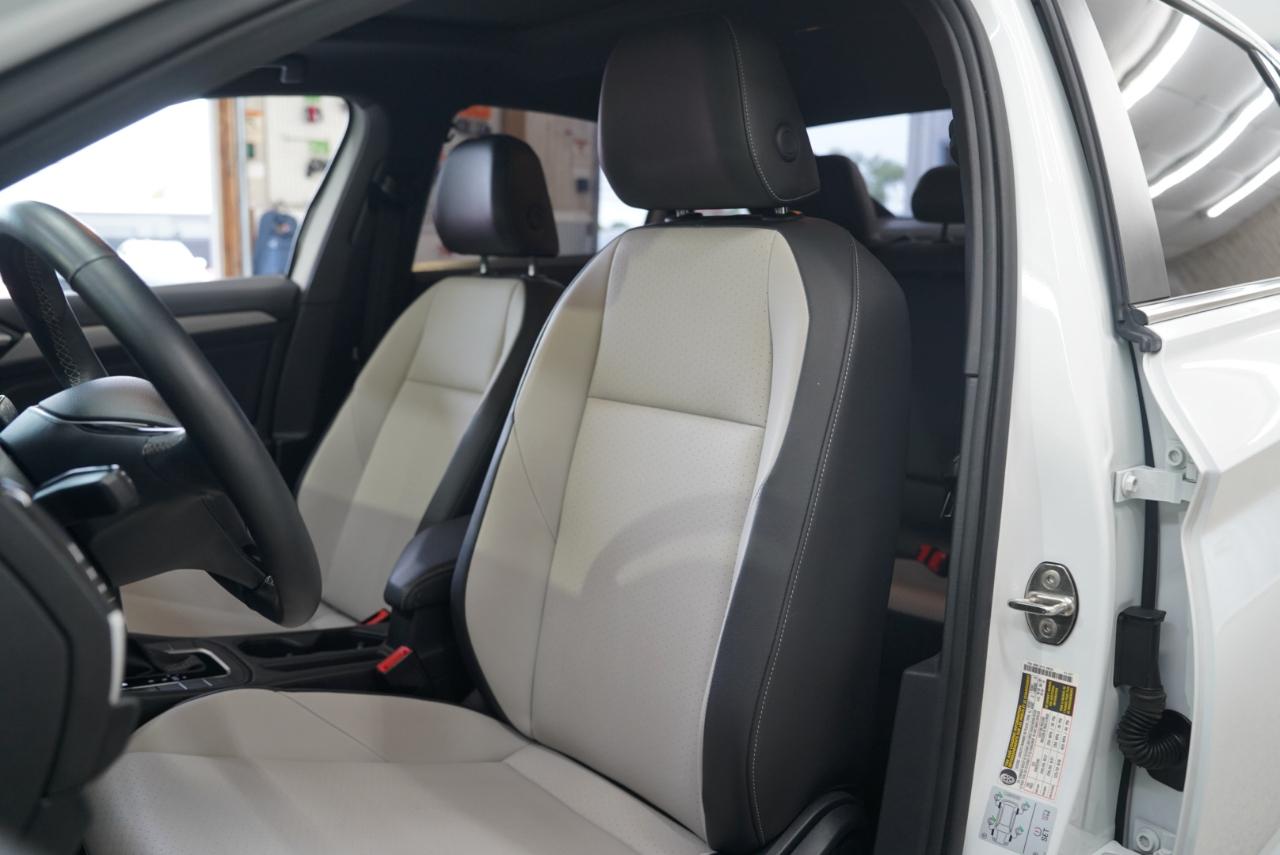 Volkswagen Jetta  2020