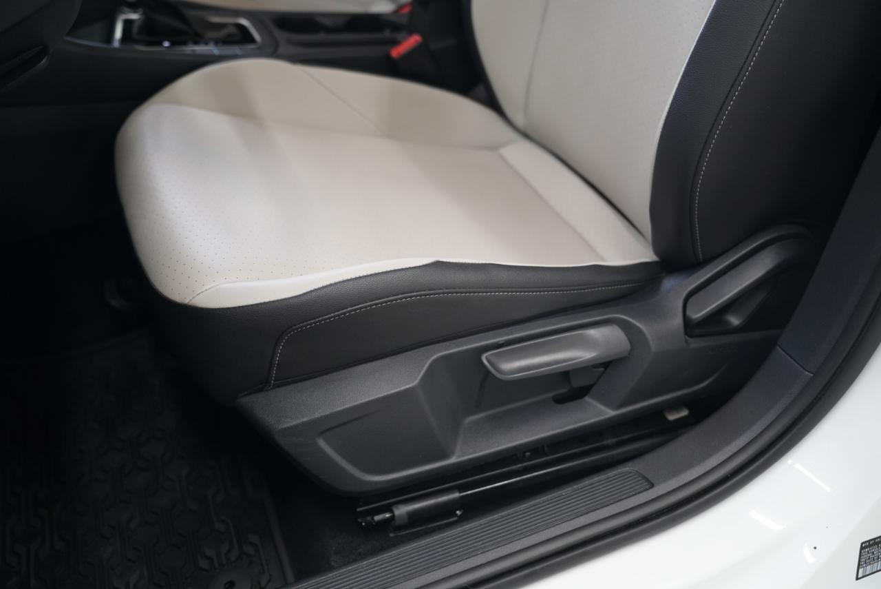 Volkswagen Jetta  2020