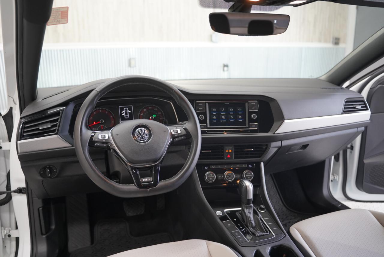 Volkswagen Jetta  2020