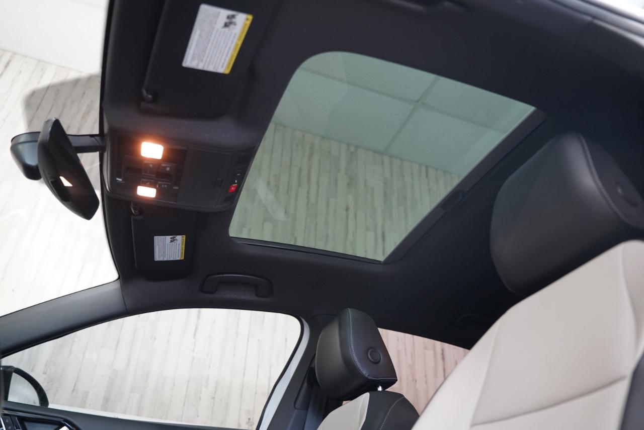 Volkswagen Jetta  2020