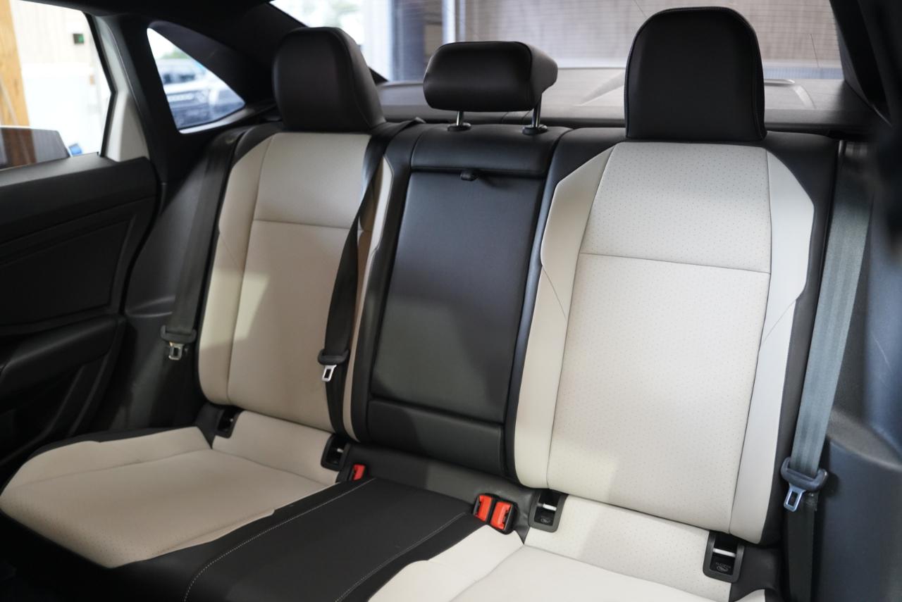 Volkswagen Jetta  2020