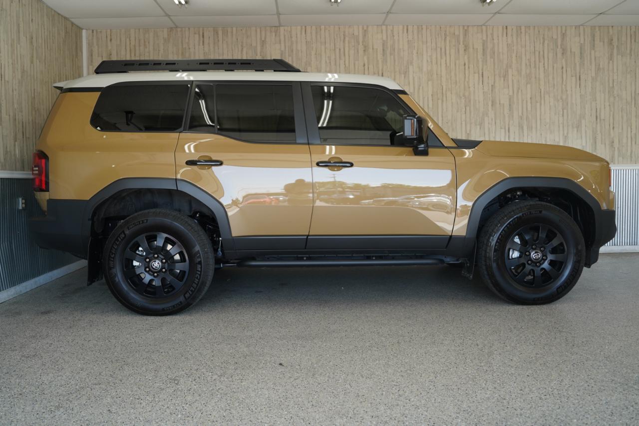 Toyota Land Cruiser  2024