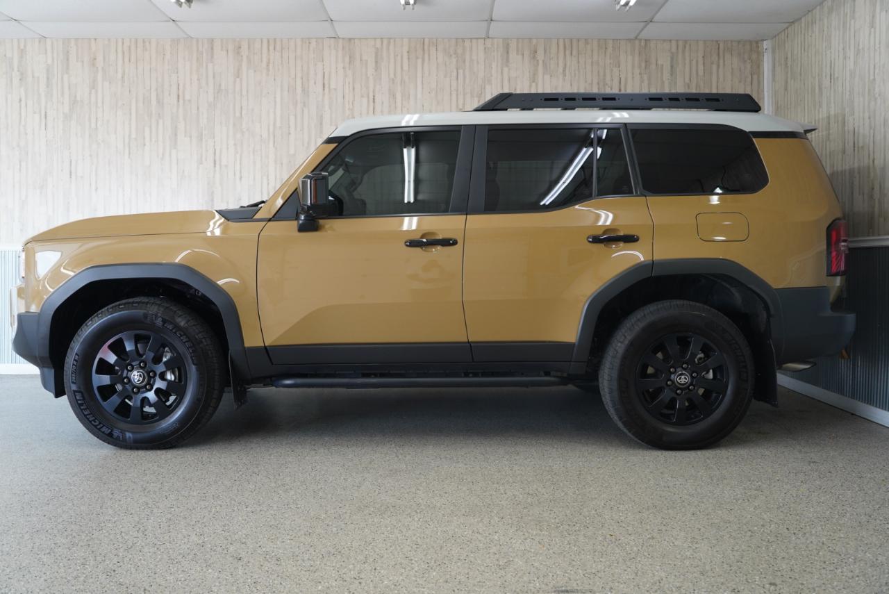 Toyota Land Cruiser  2024