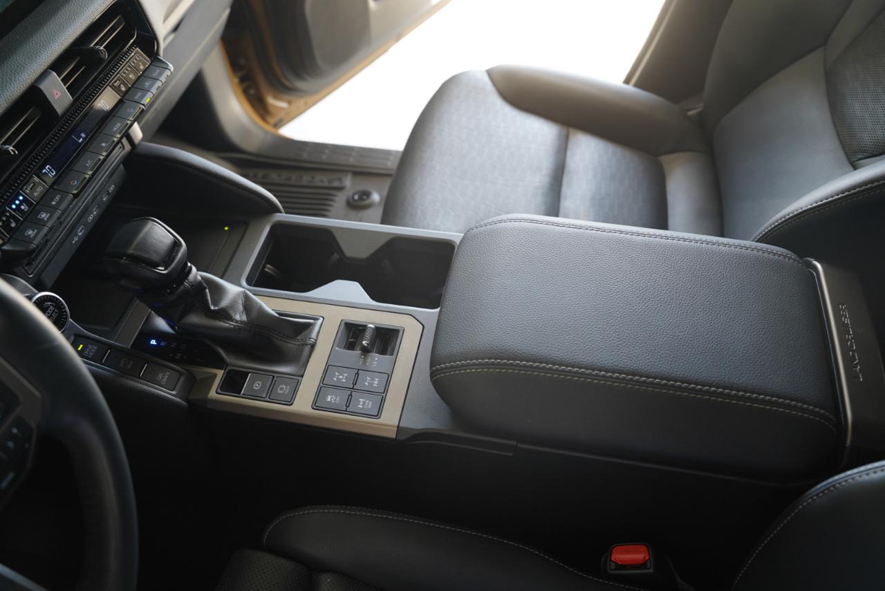 Toyota Land Cruiser  2024