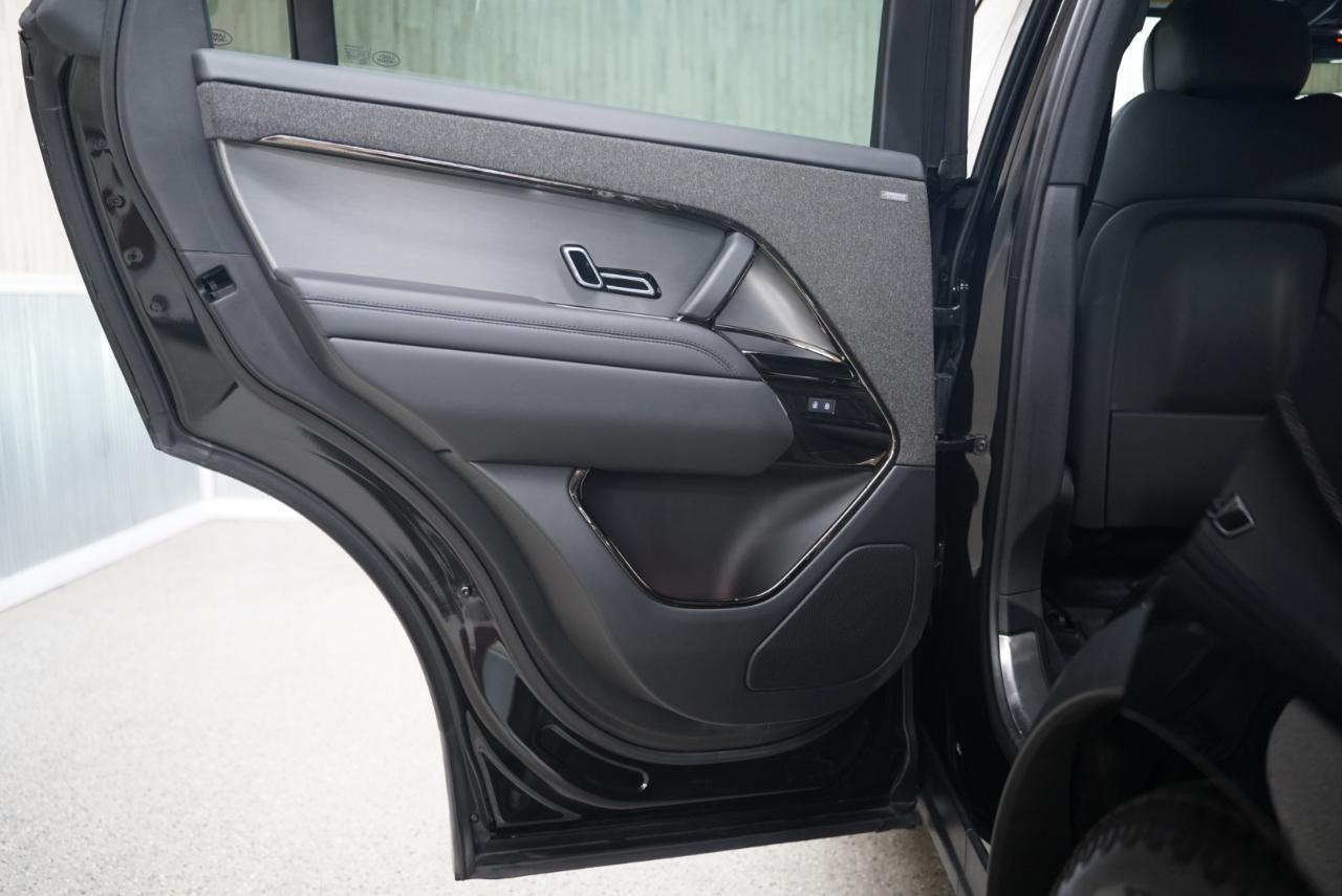Land Rover Range Rover Sport P400 Dynamic SE 2024
