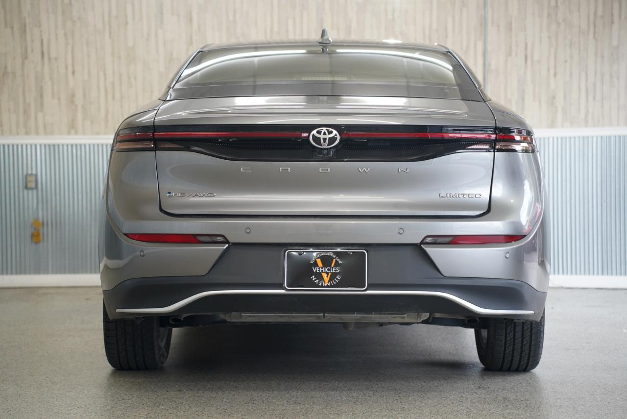 Toyota Crown  2024