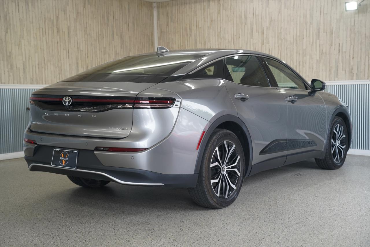 Toyota Crown  2024