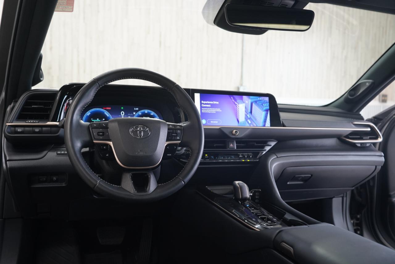 Toyota Crown  2024