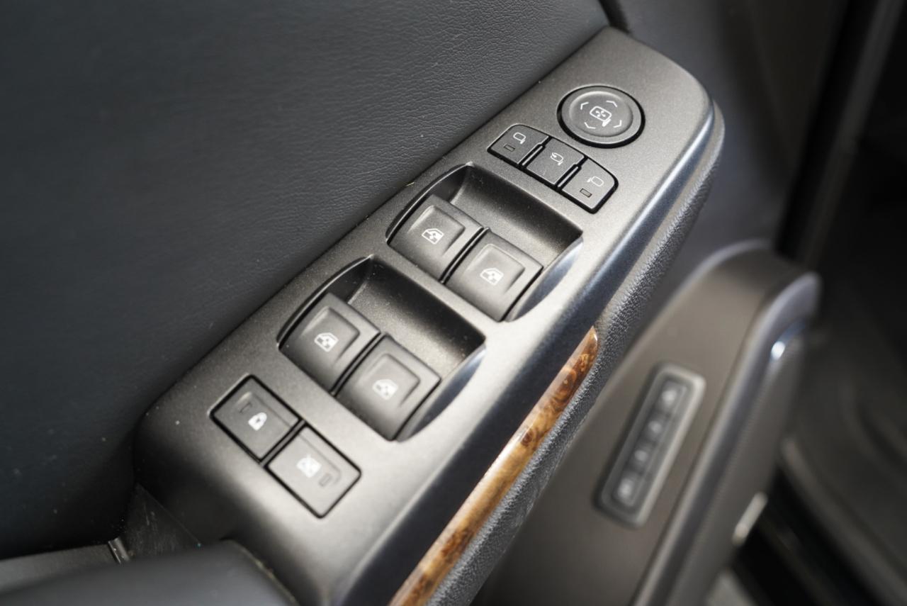 GMC Yukon 2WD 4dr Denali 2016