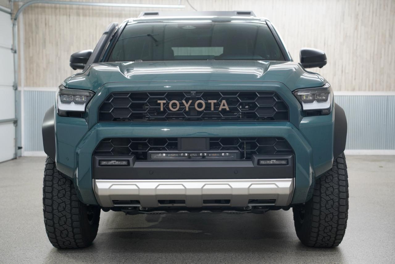 Toyota 4Runner Hybrid TRD Pro 4WD (Natl) 2025
