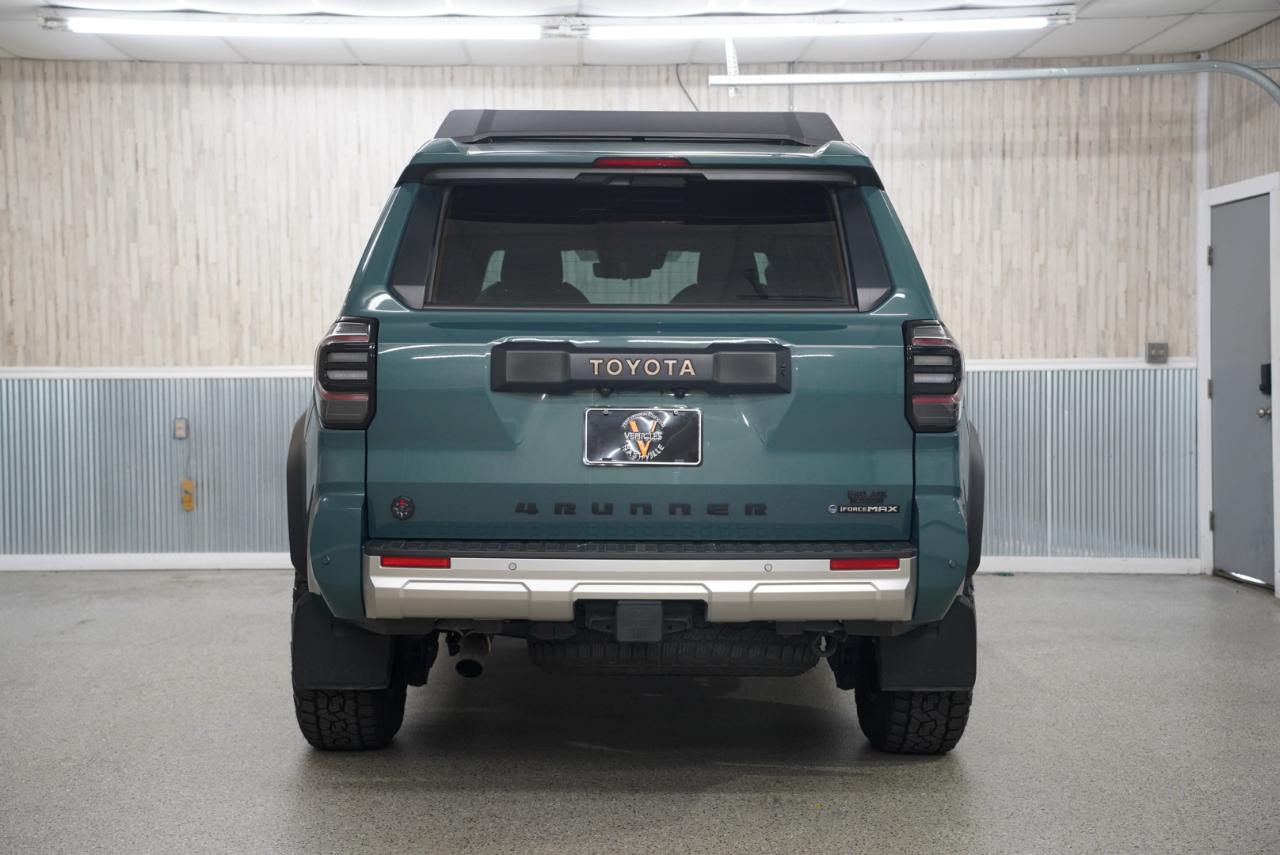Toyota 4Runner Hybrid TRD Pro 4WD (Natl) 2025