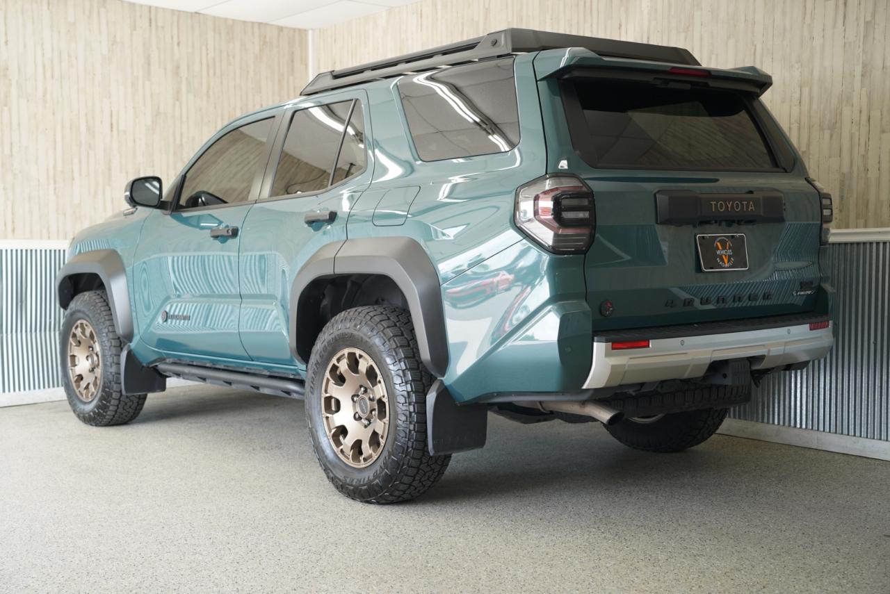 Toyota 4Runner Hybrid TRD Pro 4WD (Natl) 2025