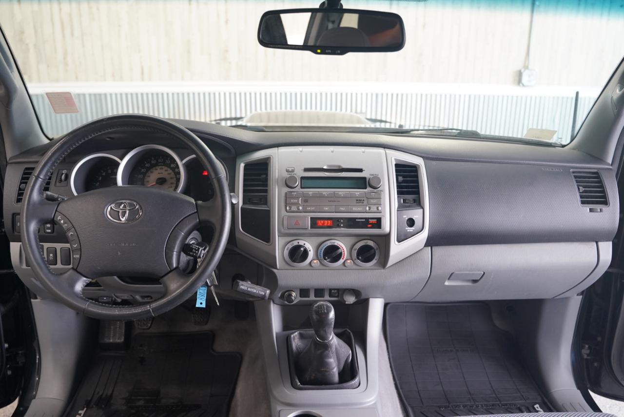 Toyota Tacoma 2WD Access V6 MT X-Runner (Natl) 2009