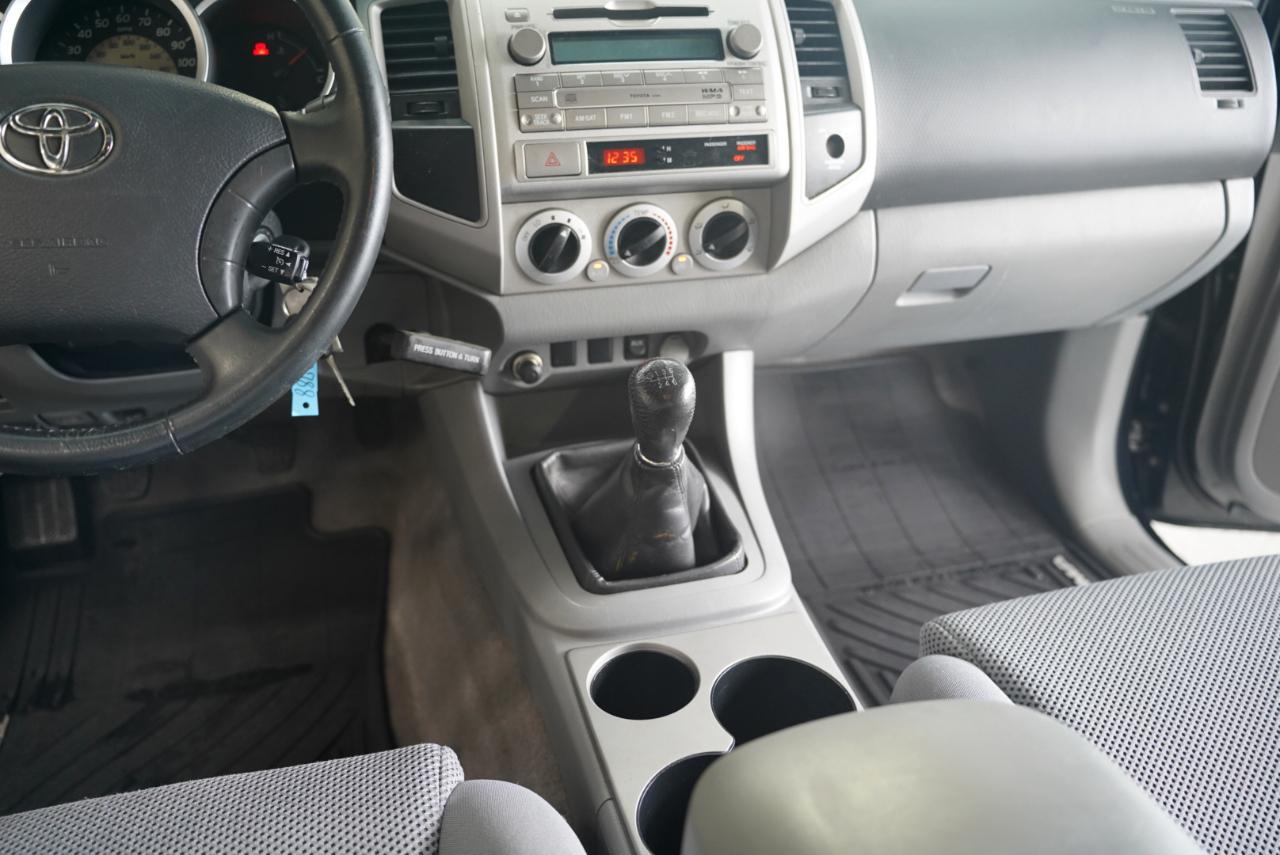 Toyota Tacoma 2WD Access V6 MT X-Runner (Natl) 2009