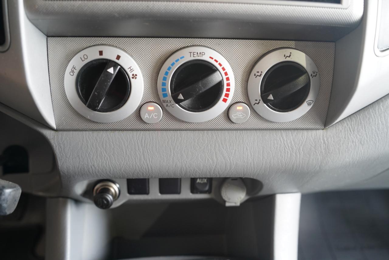 Toyota Tacoma 2WD Access V6 MT X-Runner (Natl) 2009