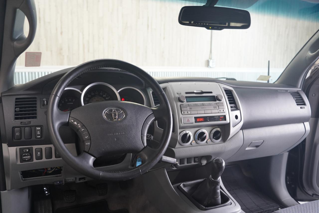Toyota Tacoma 2WD Access V6 MT X-Runner (Natl) 2009