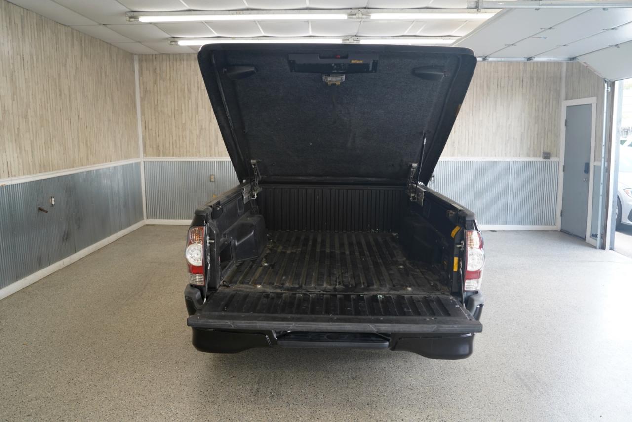 Toyota Tacoma 2WD Access V6 MT X-Runner (Natl) 2009