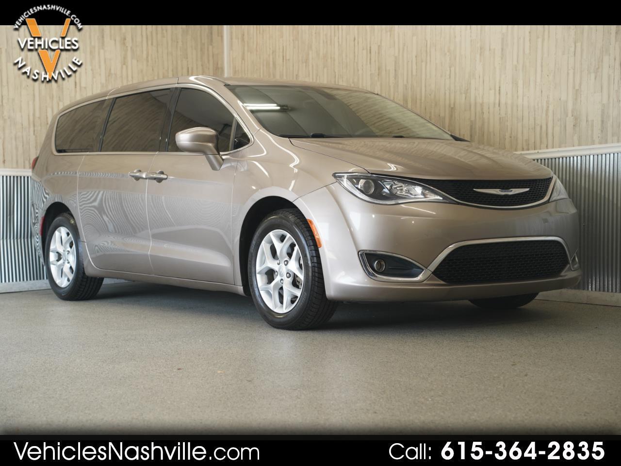 2018 Chrysler Pacifica Touring Plus FWD