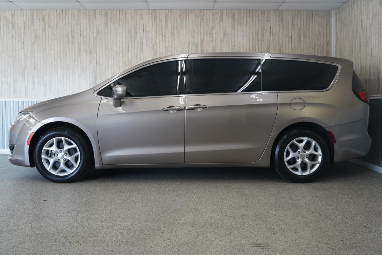 Chrysler Pacifica Touring Plus FWD 2018