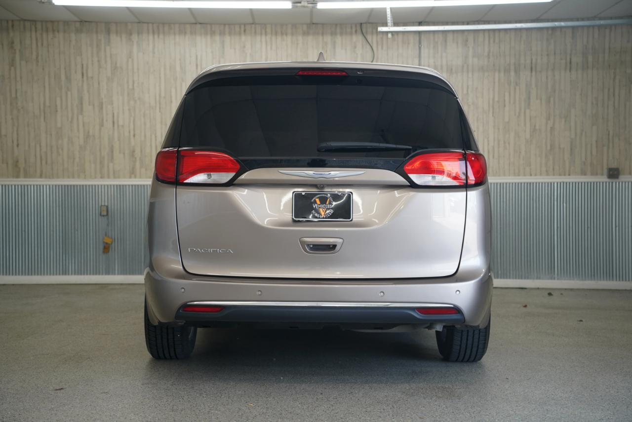 Chrysler Pacifica Touring Plus FWD 2018
