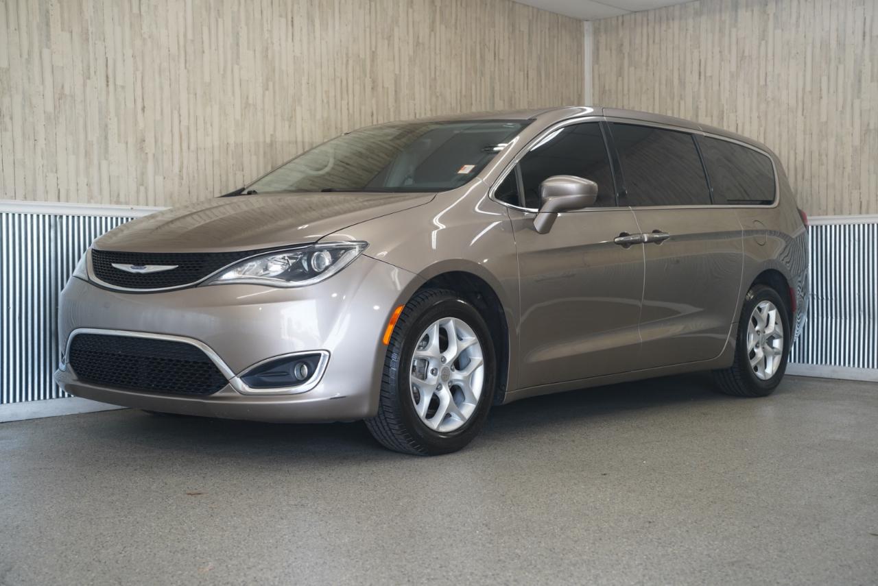 Chrysler Pacifica Touring Plus FWD 2018