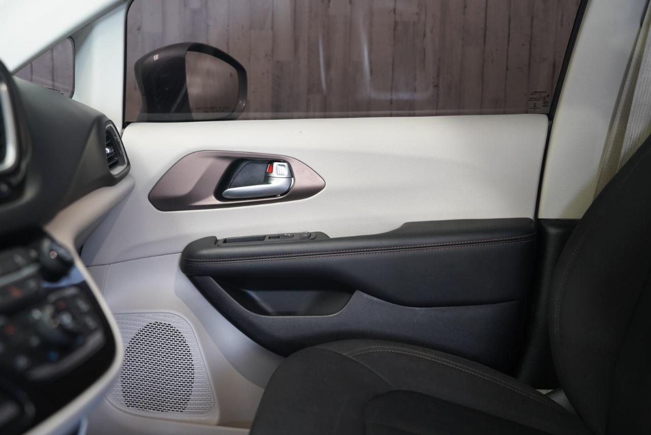 Chrysler Pacifica Touring Plus FWD 2018
