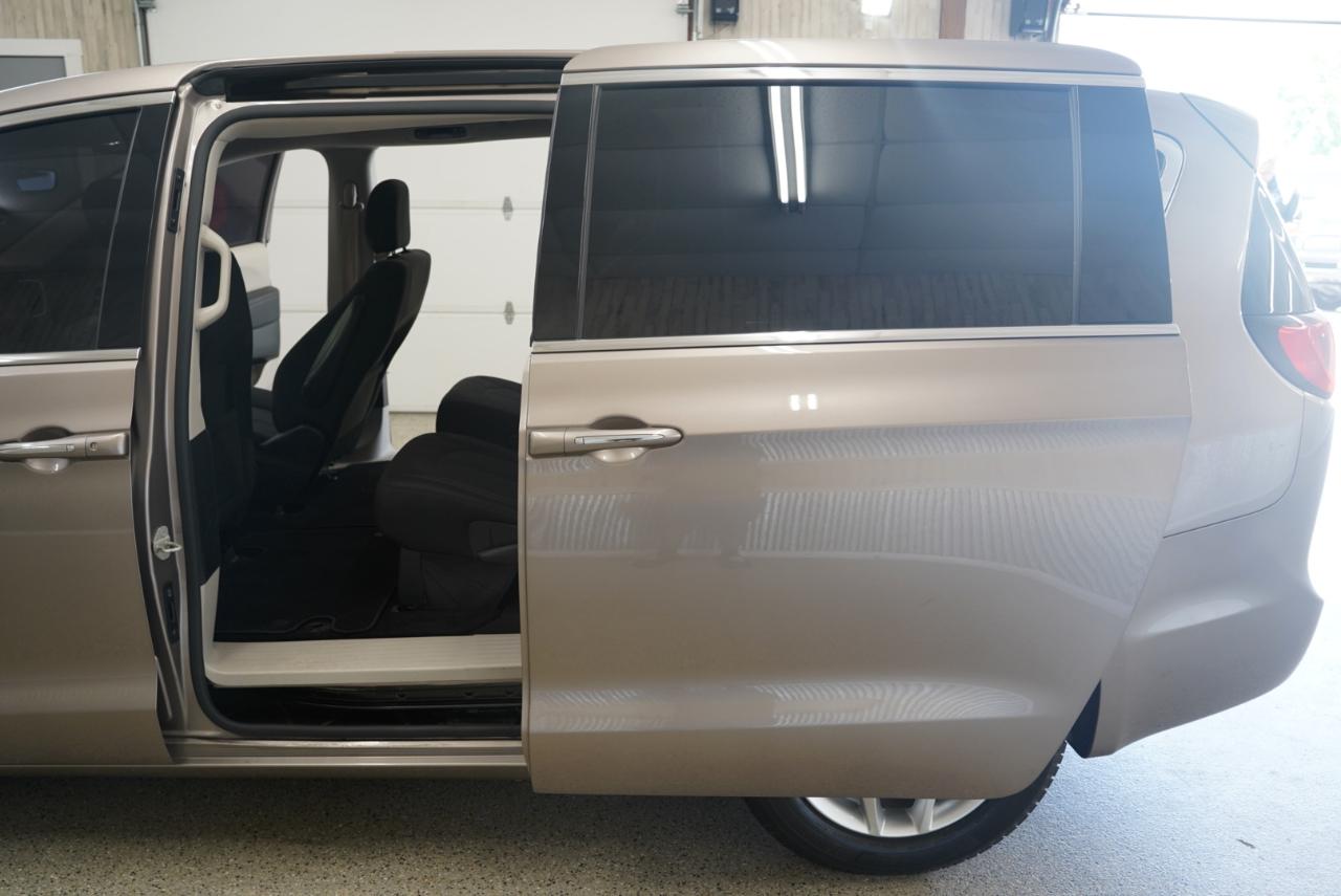 Chrysler Pacifica Touring Plus FWD 2018