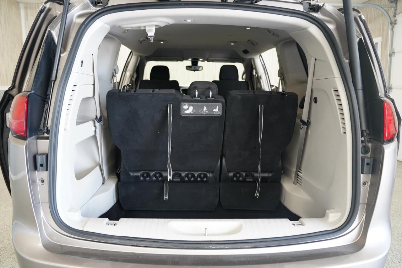 Chrysler Pacifica Touring Plus FWD 2018
