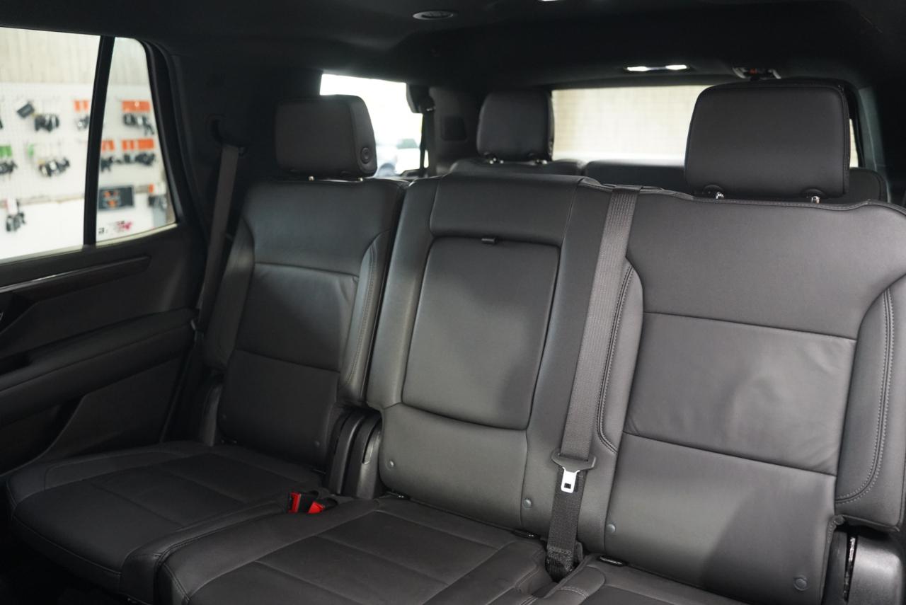Chevrolet Tahoe 4WD 4dr Z71 2025
