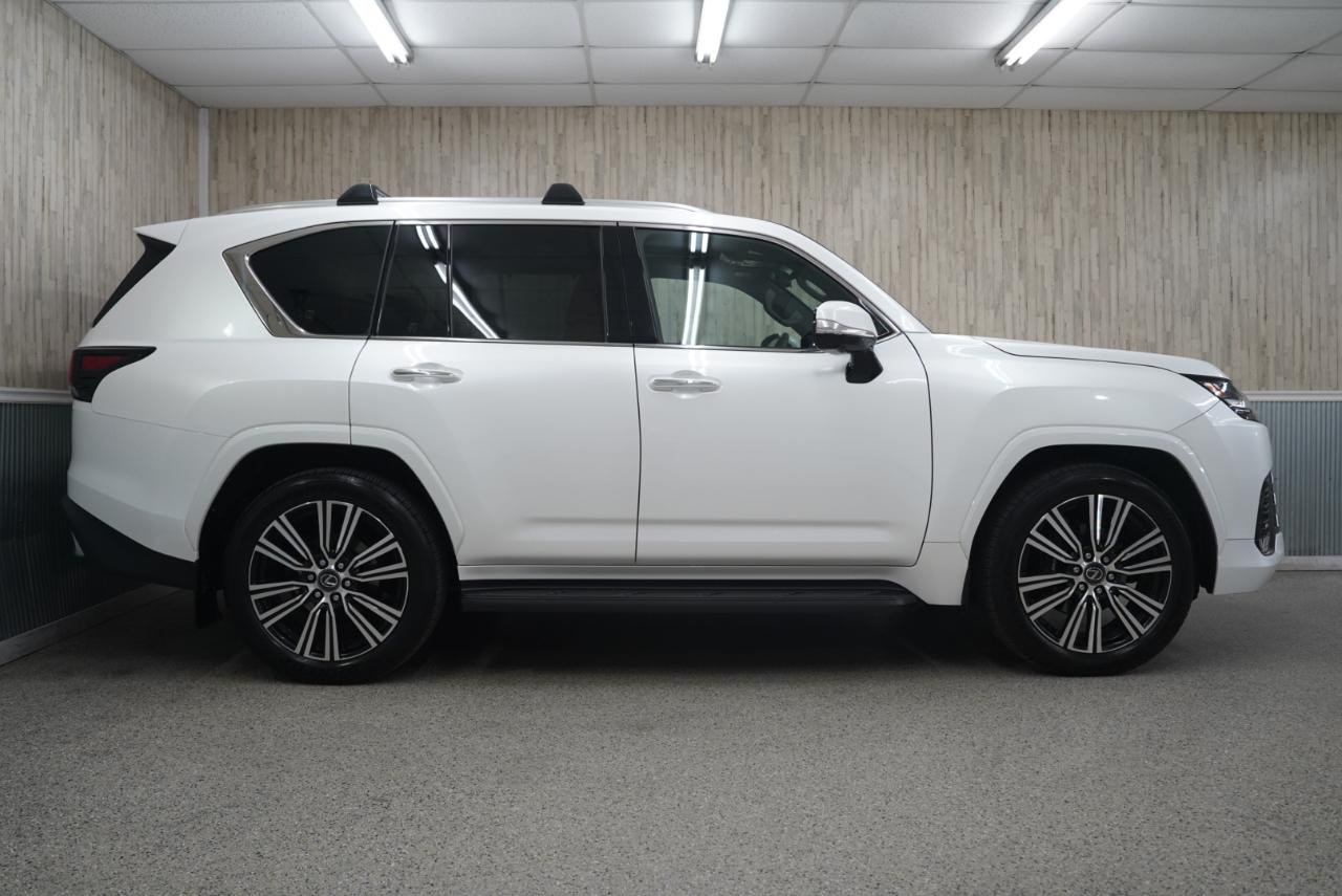Lexus LX LX 600 Luxury 4WD 2025
