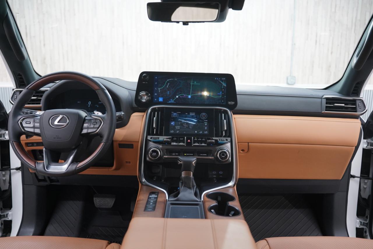 Lexus LX LX 600 Luxury 4WD 2025