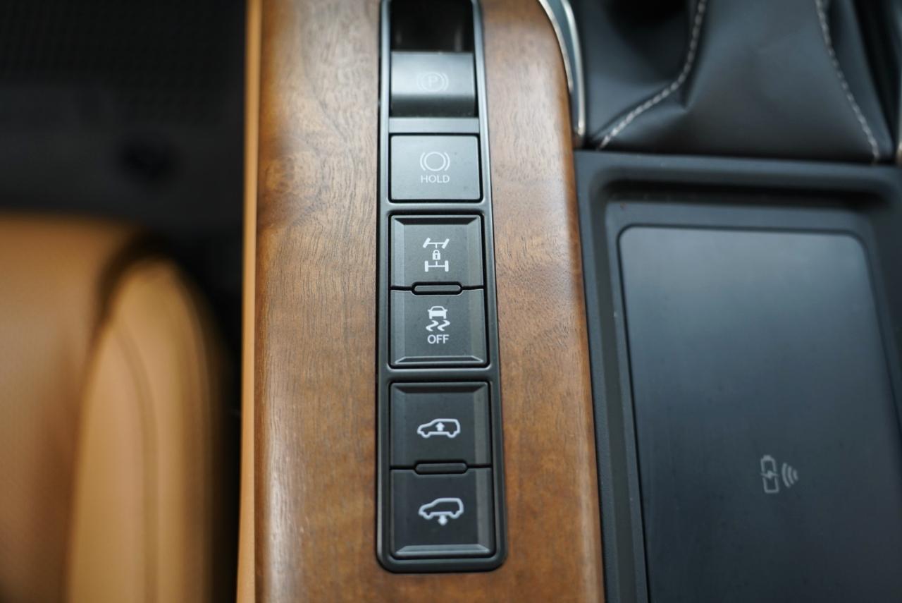 Lexus LX LX 600 Luxury 4WD 2025