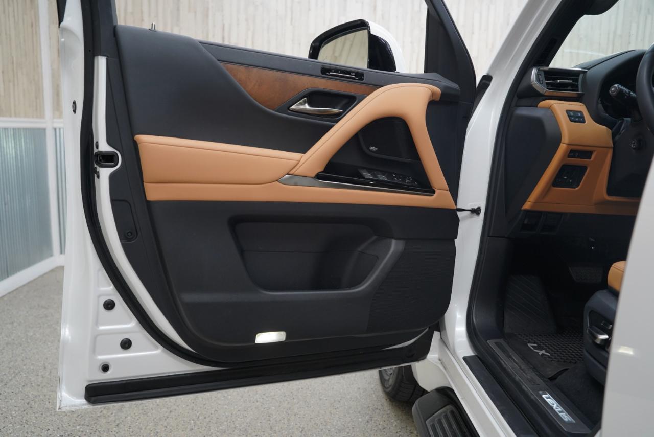 Lexus LX LX 600 Luxury 4WD 2025
