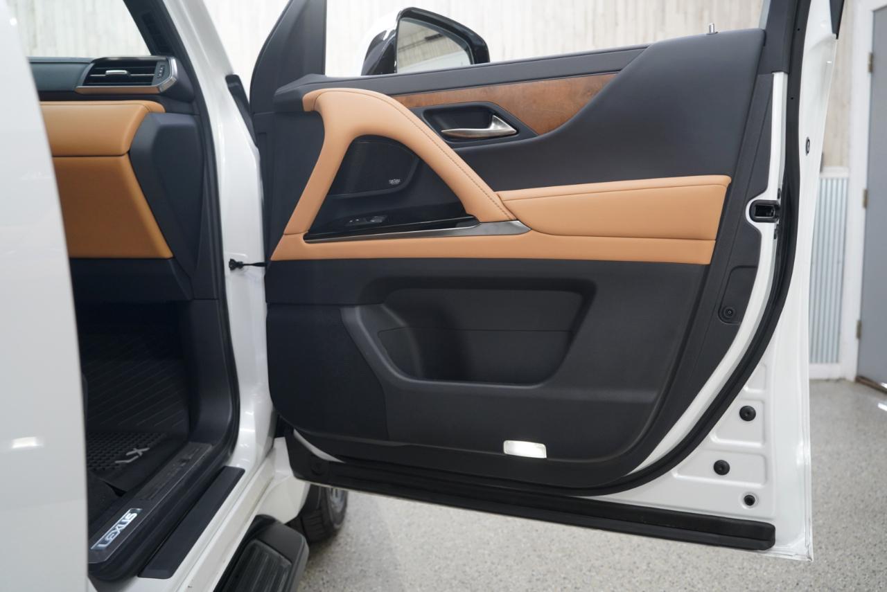 Lexus LX LX 600 Luxury 4WD 2025