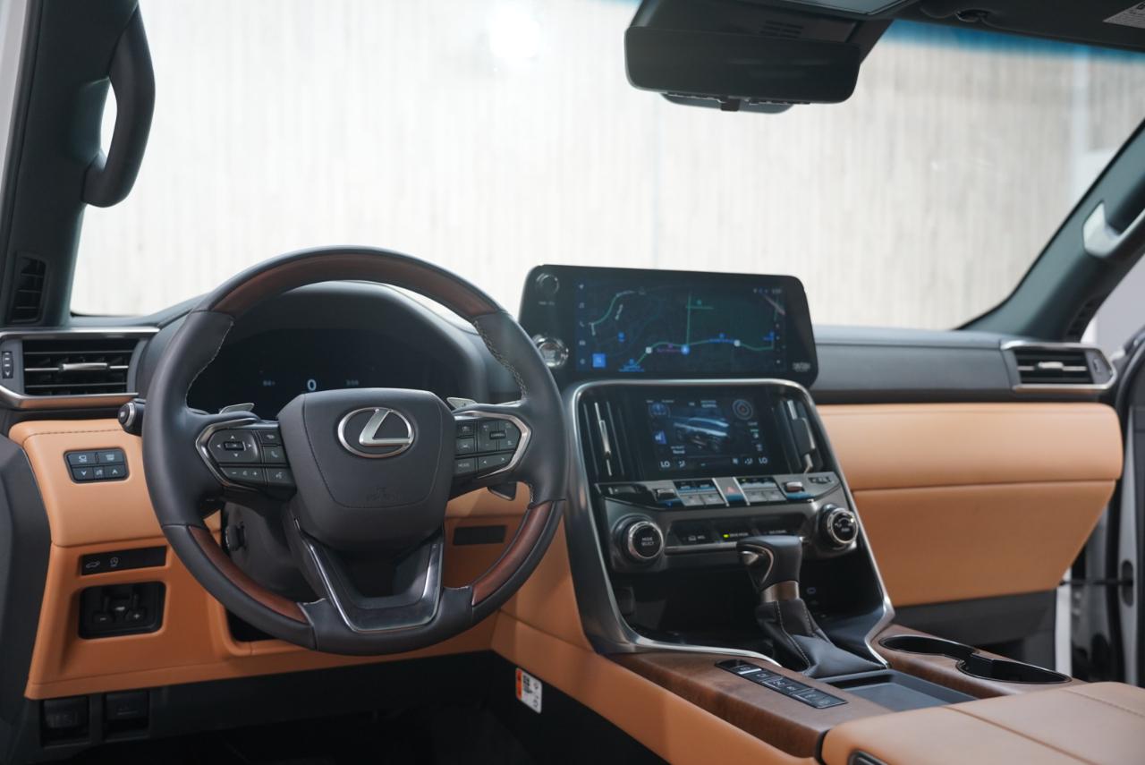 Lexus LX LX 600 Luxury 4WD 2025