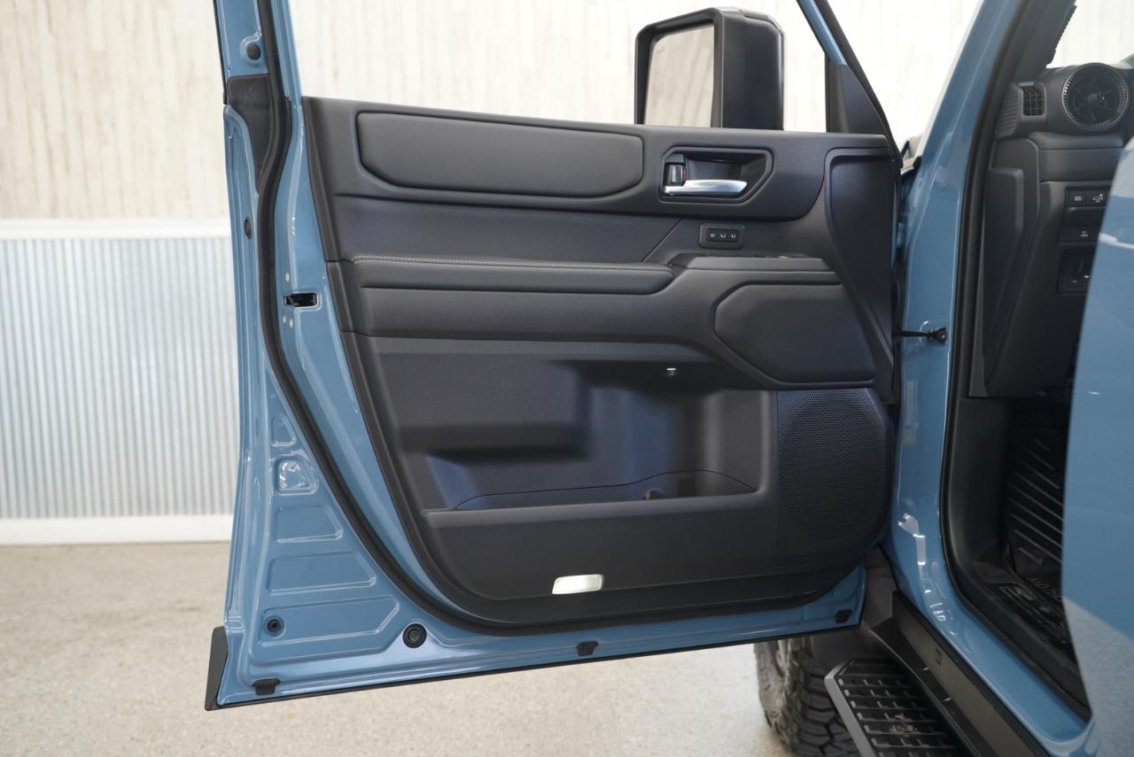 Toyota Land Cruiser 4WD 2026