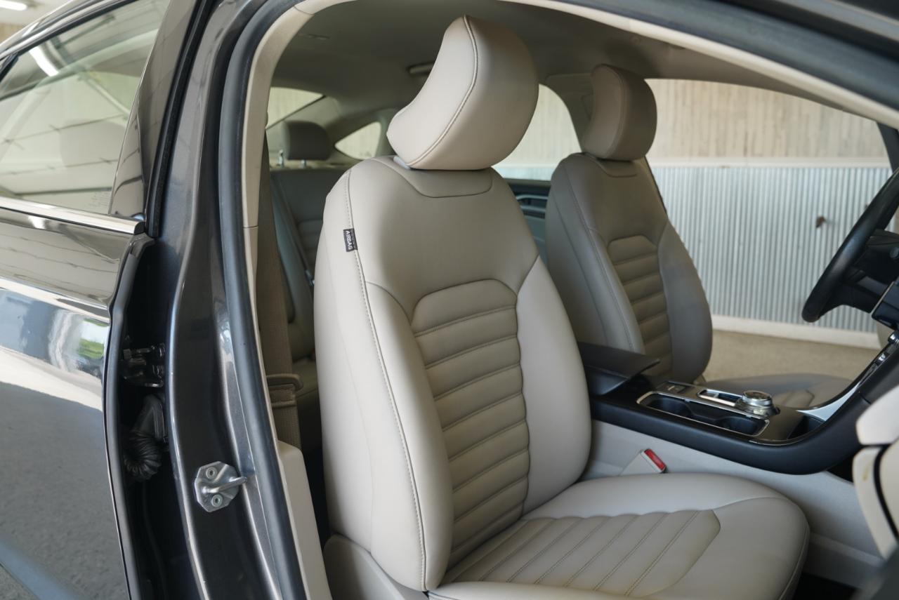 Ford Fusion Hybrid SEL FWD 2019