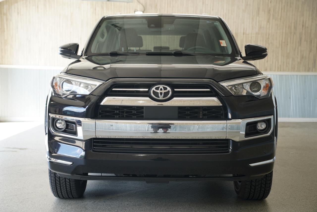 Toyota 4Runner Limited 4WD 2021