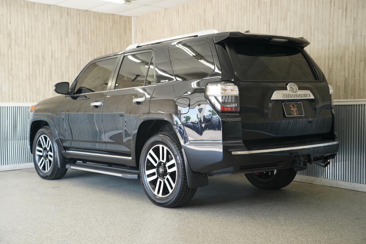 Toyota 4Runner Limited 4WD 2021