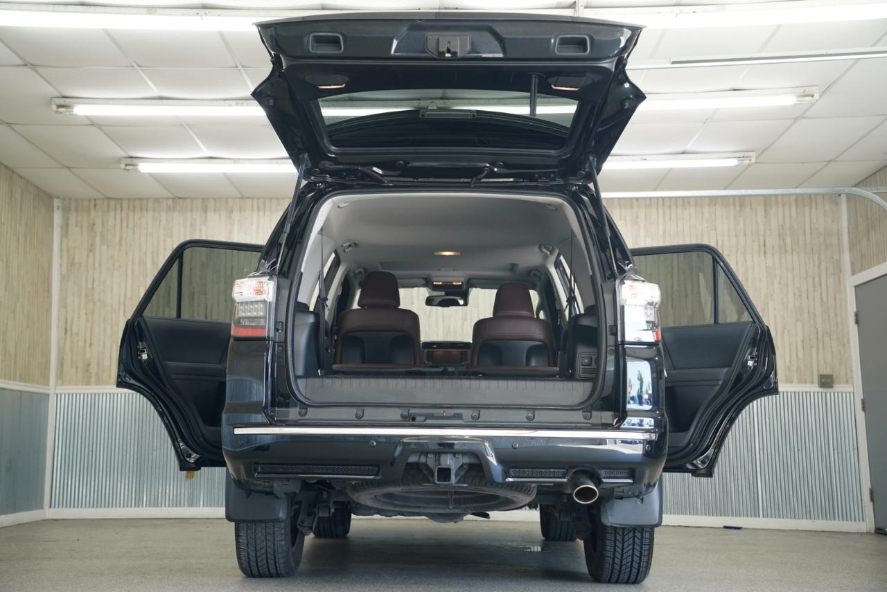 Toyota 4Runner Limited 4WD 2021